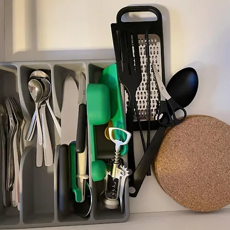 Nextdoor Host Solo Traveler 24h Self Check-in Fast Wifi 헬싱키