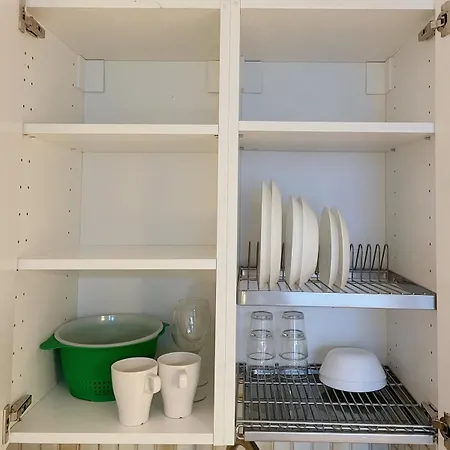 Nextdoor Host Solo Traveler 24h Self Check-in Fast Wifi * Helsinki